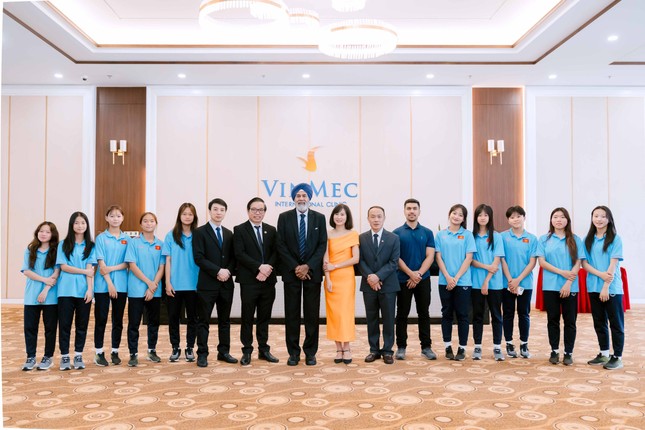 Đại diện duy nhất Việt Nam được LĐBĐ Châu Á công nhận là Trung tâm y học thể thao xuất sắc ảnh 2