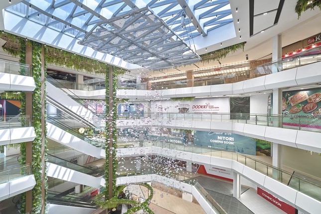 Hé lộ diện mạo Vincom Mega Mall Grand Park - 'Tâm điểm' mua sắm, vui chơi lý tưởng Hè 2024 ảnh 1