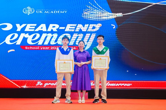 Nam sinh lớp 12 tại UK Academy Hạ Long đạt điểm top 1% thế giới kỳ thi SAT ảnh 3