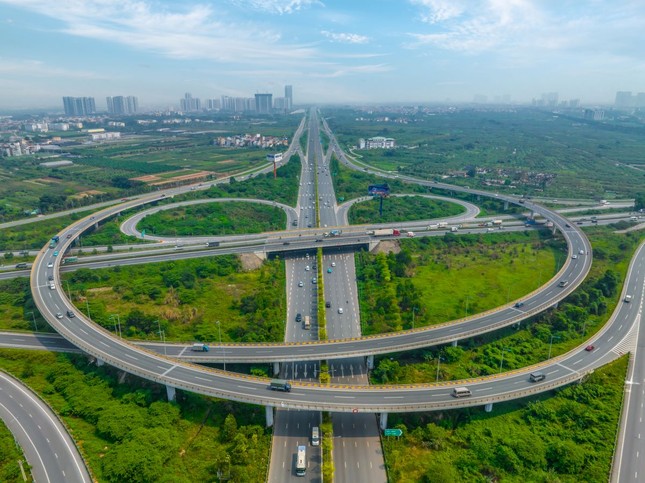 Nhà đầu tư đổ về phía Đông Thủ đô 'săn tìm' bất động sản giàu tiềm năng ảnh 3