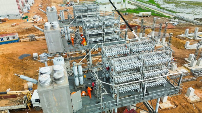 EVNNPT làm chủ trong lắp đặt, thí nghiệm tại Trạm biến áp 500kV Thanh Hóa ảnh 5