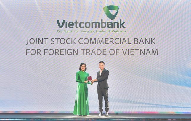 HR ASIA vinh danh Vietcombank tại tất cả các hạng mục giải thưởng "Nơi làm việc tốt nhất châu Á' năm 2024 ảnh 2