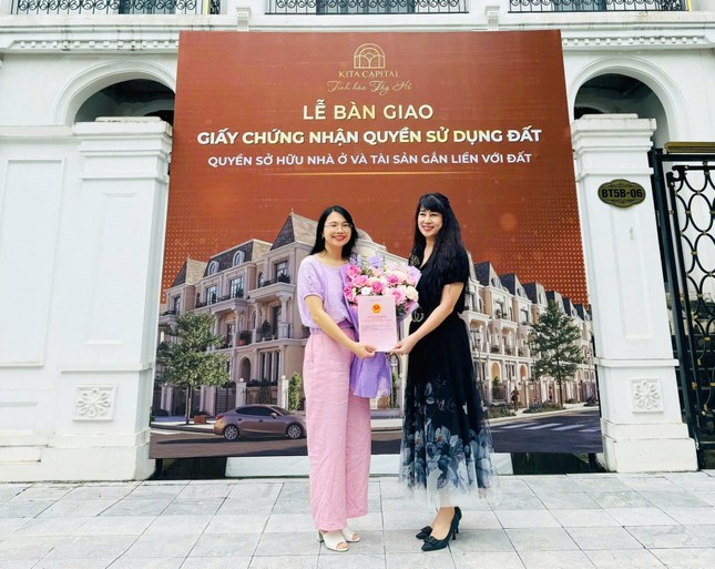 KITA Group liên tục bàn giao sổ đỏ tới tay khách hàng ảnh 3