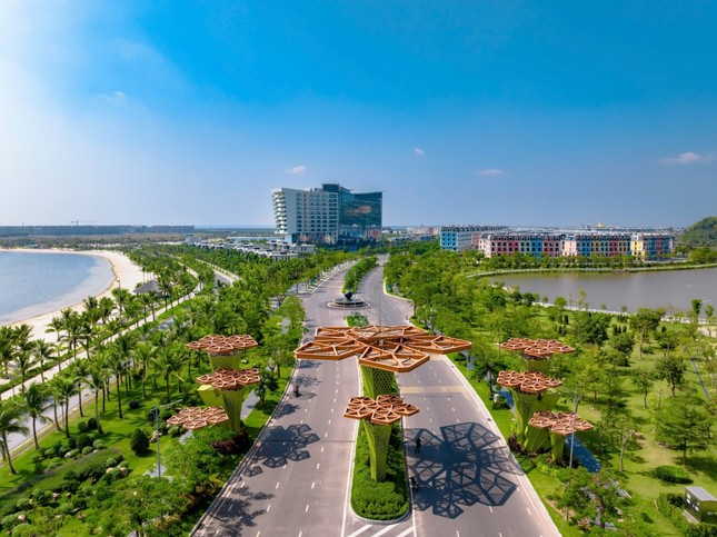 Khu du lịch Quốc tế Đồi Rồng đạt chứng nhận Hệ thống Quản lý Môi trường theo tiêu chuẩn ISO 14001:2015 ảnh 1