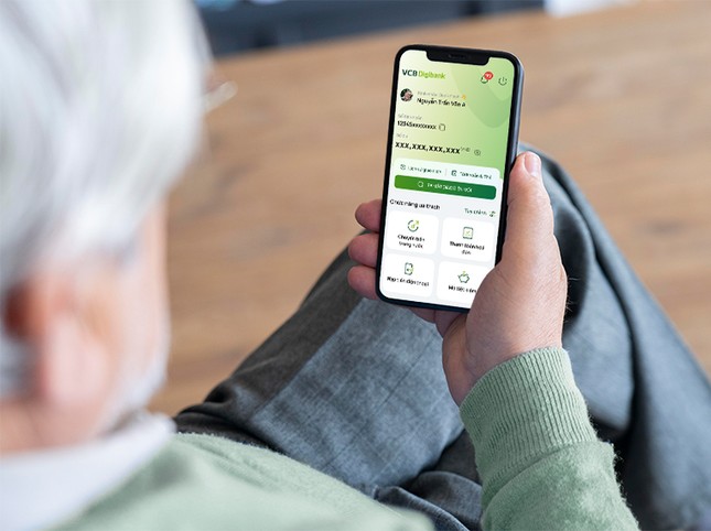 VCB Digibank có thêm giao diện an vui: chữ to, số rõ, phù hợp với khách hàng lớn tuổi ảnh 2