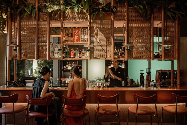 Marriott Bonvoy mời hội viên trải nghiệm tham gia trực tiếp podcast ‘Have a sip’ tại TPHCM ảnh 3