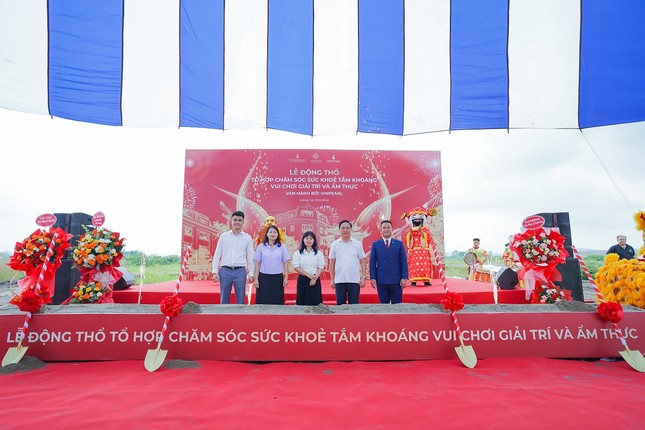 Vinhomes Golden Avenue động thổ tổ hợp chăm sóc sức khỏe tắm khoáng - vui chơi giải trí và ẩm thực lớn nhất miền Bắc ảnh 1