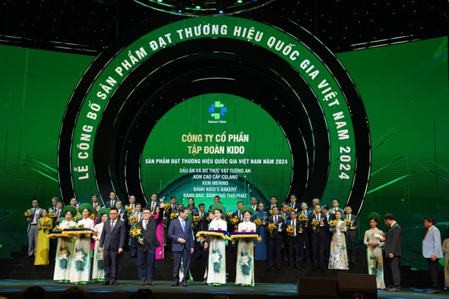 'Vua bánh bao' Thọ Phát được vinh danh Thương hiệu Quốc gia Việt Nam 2024 ảnh 1