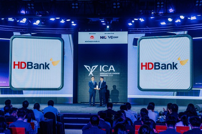 HDBank được vinh danh “Ngân hàng Xanh của năm” tại Better Choice Awards 2024 ảnh 2