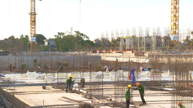 Công trường đại đô thị nghỉ dưỡng của Sun Group tại Hà Nam sôi động ngày đêm ảnh 8