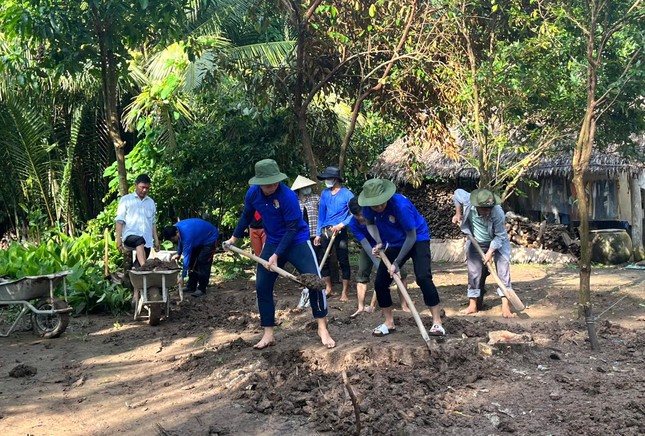 Sóc Trăng: Huy động mọi nguồn lực chung tay xóa nhà tạm, nhà dột nát ảnh 2