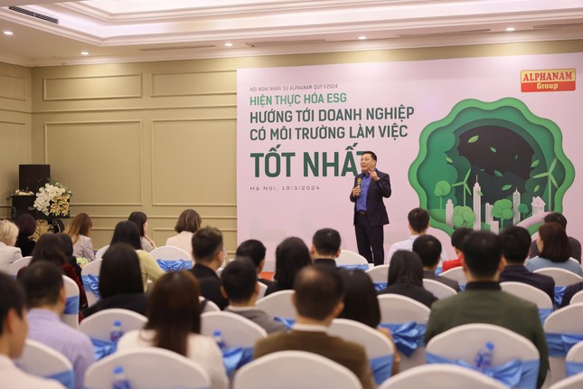 Alphanam Group được vinh danh 'Top 100 Nơi làm việc tốt nhất Việt Nam 2024' ảnh 2