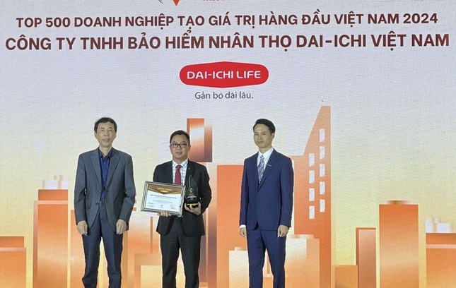 Dai-ichi Life Việt Nam được xếp thứ 55 trong 'Top 500 doanh nghiệp tạo giá trị hàng đầu Việt Nam năm 2024' ảnh 1