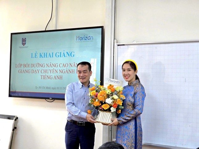 Đại học Ngân Hàng TP.HCM cùng Horizon Tesol nâng cao nghiệp vụ giảng dạy chuyên ngành bằng tiếng anh cho giảng viên ảnh 1