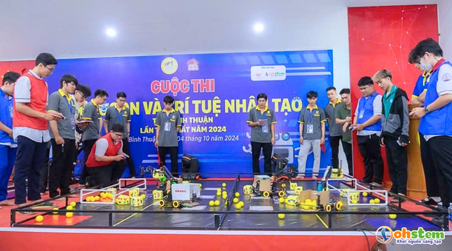 Sân chơi STEM Robotics phi lợi nhuận: Hỗ trợ giáo dục khoa học công nghệ, chuyển đổi số ảnh 1