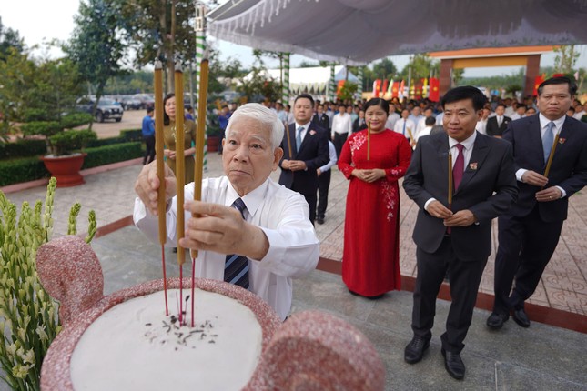 Kỷ niệm 95 năm Ngày thành lập Chi bộ Đông Dương Cộng sản Đảng và Ngày truyền thống ngành cao su Việt Nam ảnh 8