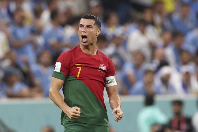 Coach Roberto Martinez: 'The Portuguese team still needs Ronaldo' photo 1