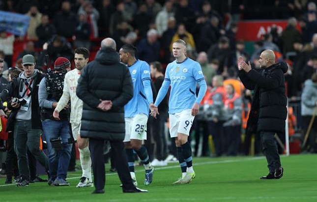 HLV Pep Guardiola thừa nhận Man City hiện tại không thể đối phó với các đội bóng mạnh ảnh 1