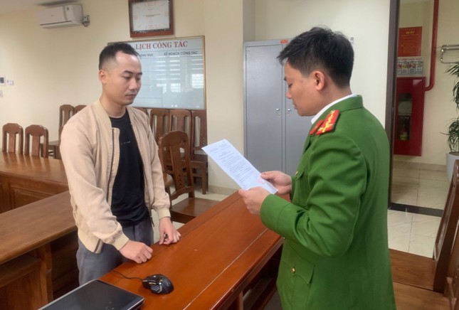 Khởi tố cán bộ gây tai nạn chết người rồi bỏ chạy ở Thanh Hoá ảnh 1