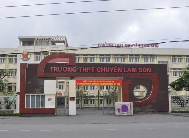 Chi tiết tuyển sinh vào lớp 10 trường chuyên duy nhất ở Thanh Hoá ảnh 1