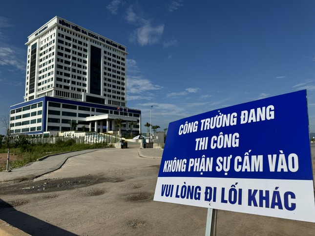 Quảng Bình: Bệnh viện tư nhân bị đặt rào chắn vì không thực hiện thoả thuận? ảnh 1