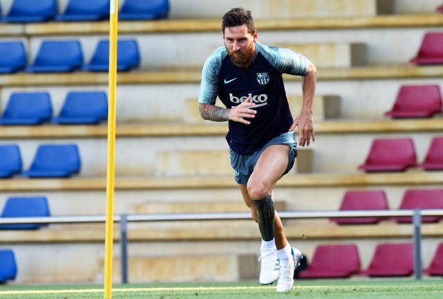 4 ngôi sao Barca trở lại tập luyện, sẵn sàng cho trận tranh Siêu cúp ảnh 2