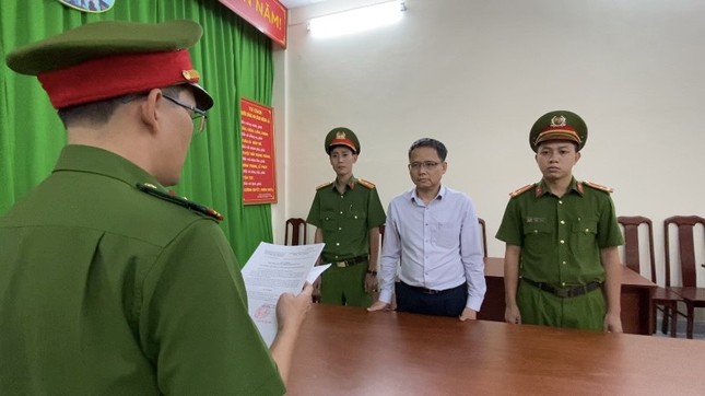Bắt giam Phó Cục trưởng Cục Đăng kiểm Việt Nam ảnh 1