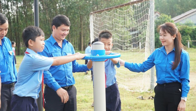 Khánh thành công trình thanh niên phục vụ hoạt động thể thao cộng đồng tại Thừa Thiên-Huế ảnh 3
