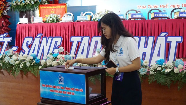 Anh Nguyễn Thanh Hoài tái đắc cử Chủ tịch Hội LHTN Việt Nam tỉnh Thừa Thiên-Huế ảnh 5