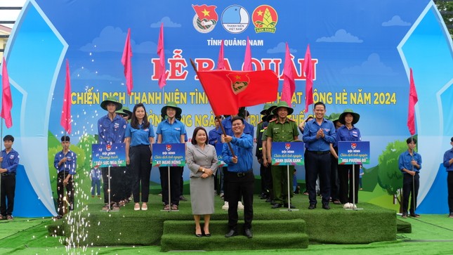 Chiến dịch Thanh niên tình nguyện hè 2024 tại Quảng Nam hướng về các xã nghèo miền núi, hải đảo ảnh 1