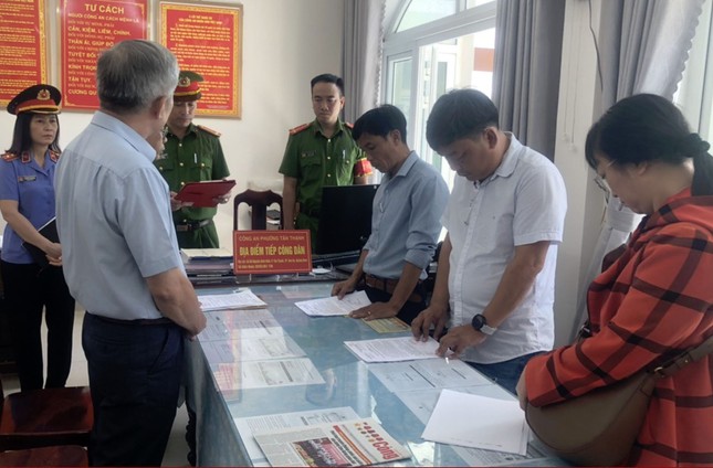 Nguyên Trưởng phòng GD&ĐT TP Hội An bị bắt vì nhận hối lộ ảnh 1