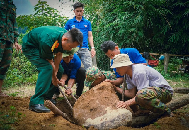 Áo xanh tình nguyện phủ khắp bản làng vùng cao xứ Quảng ảnh 12