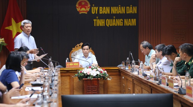 Ứng phó bão Trà Mi, lãnh đạo tỉnh Quảng Nam: 'Có bao nhiêu kinh nghiệm chống bão phải đem hết ra mà dùng' ảnh 3