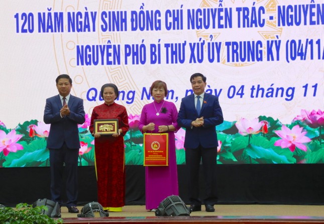 Kỷ niệm 120 năm ngày sinh nguyên Phó Bí thư Xứ ủy Trung kỳ Nguyễn Trác ảnh 2