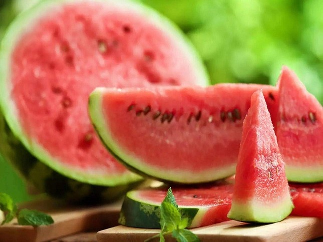 Ăn dưa hấu nhớ kỹ những lưu ý này để tránh rước bệnh vào thân ảnh 1