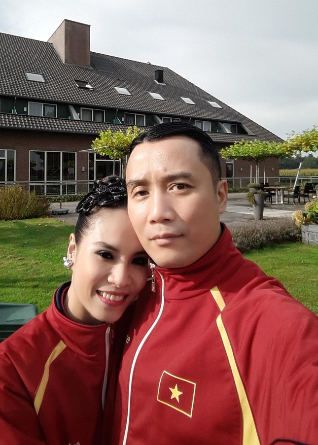 Vợ chồng Kiện tướng Dancesport Hồng Việt-Thu Trang: Hơn 20 năm có nhau và đám cưới lịch sử ảnh 2