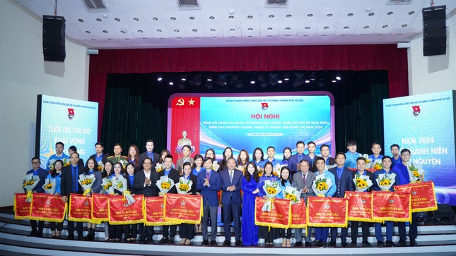 Tuổi trẻ Thủ đô thực hiện 423 công trình, phần việc, hoàn thành 10/10 chỉ tiêu ảnh 6
