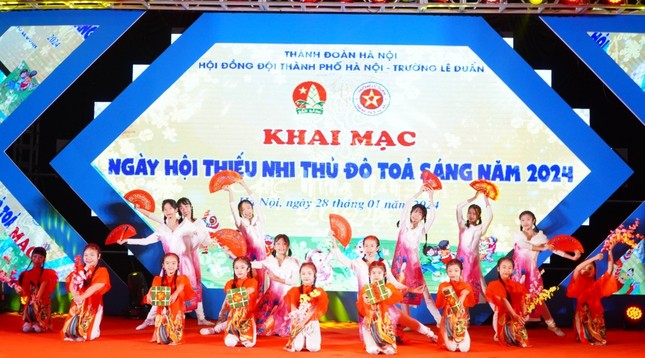 Thiếu nhi Thủ đô thi gói bánh chưng, trang trí ngày Tết ảnh 7