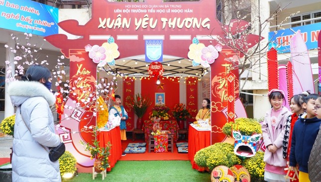 Thiếu nhi Thủ đô thi gói bánh chưng, trang trí ngày Tết ảnh 4