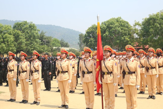 Trung ương Đoàn thăm đoàn viên, thanh niên tập luyện chuẩn bị lễ diễu binh kỷ niệm 70 năm chiến thắng Điện Biên Phủ ảnh 6