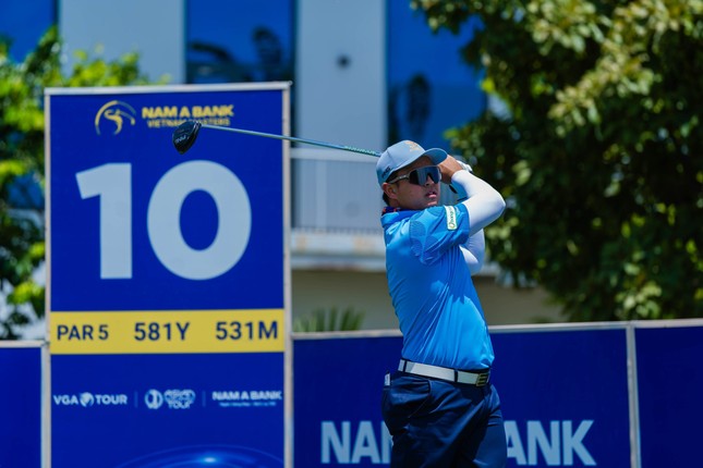 Golfer Thái Lan dẫn đầu Việt Nam Masters 2024