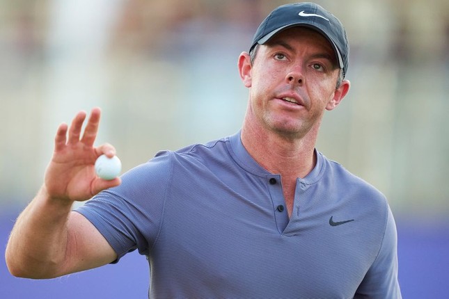 Rory McIlroy bất ngờ được đề cử giải thưởng 'golfer xuất sắc nhất năm' ảnh 1