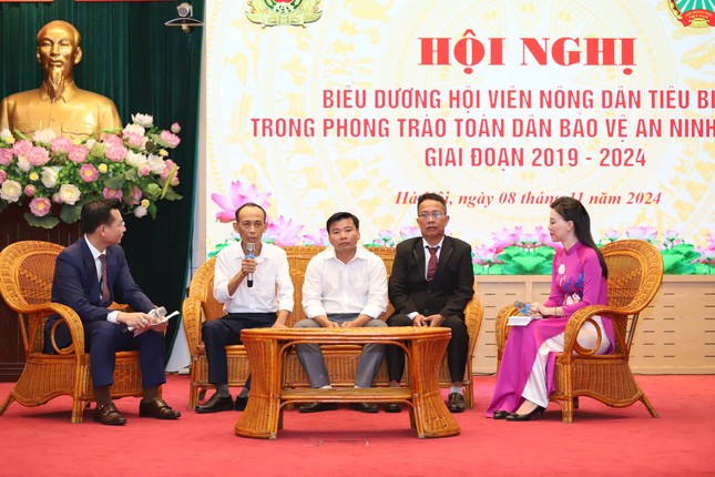 Khen thưởng 142 tập thể, cán bộ và hội viên nông dân tiêu biểu bảo vệ an ninh Tổ quốc ảnh 5