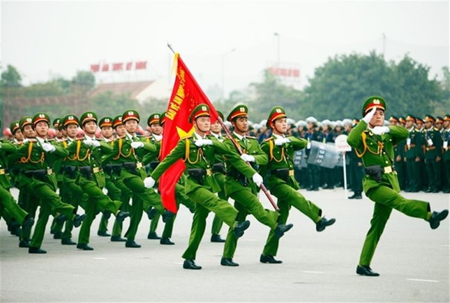 Bộ Công an: Quyết tâm hơn, không né tránh trong đấu tranh chống tham nhũng, lãng phí ảnh 1