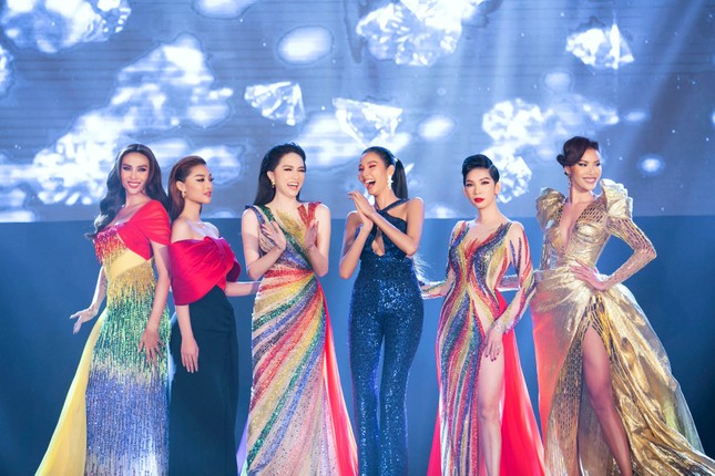 Minh Tú được gợi ý dự thi Miss Universe Vietnam 2024, fan sắc đẹp phản ứng ra sao? ảnh 3