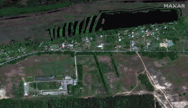 Hình ảnh vệ tinh hé lộ hậu quả thảm khốc từ vụ vỡ đập ở Kherson ảnh 7
