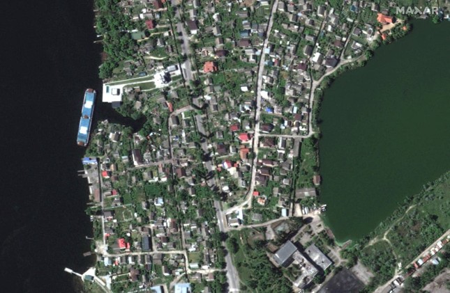 Hình ảnh vệ tinh hé lộ hậu quả thảm khốc từ vụ vỡ đập ở Kherson ảnh 3