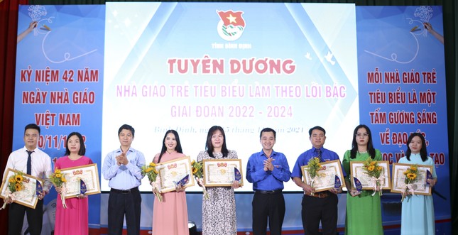 Bắc Ninh, Bình Định tuyên dương nhà giáo trẻ tiêu biểu ảnh 5