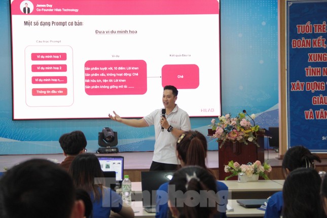 Bạn trẻ Đà Nẵng học ứng dụng AI trong truyền thông ảnh 2