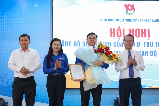 Ban Bí thư T.Ư Đoàn công bố quyết định về công tác cán bộ tại Đà Nẵng ảnh 2